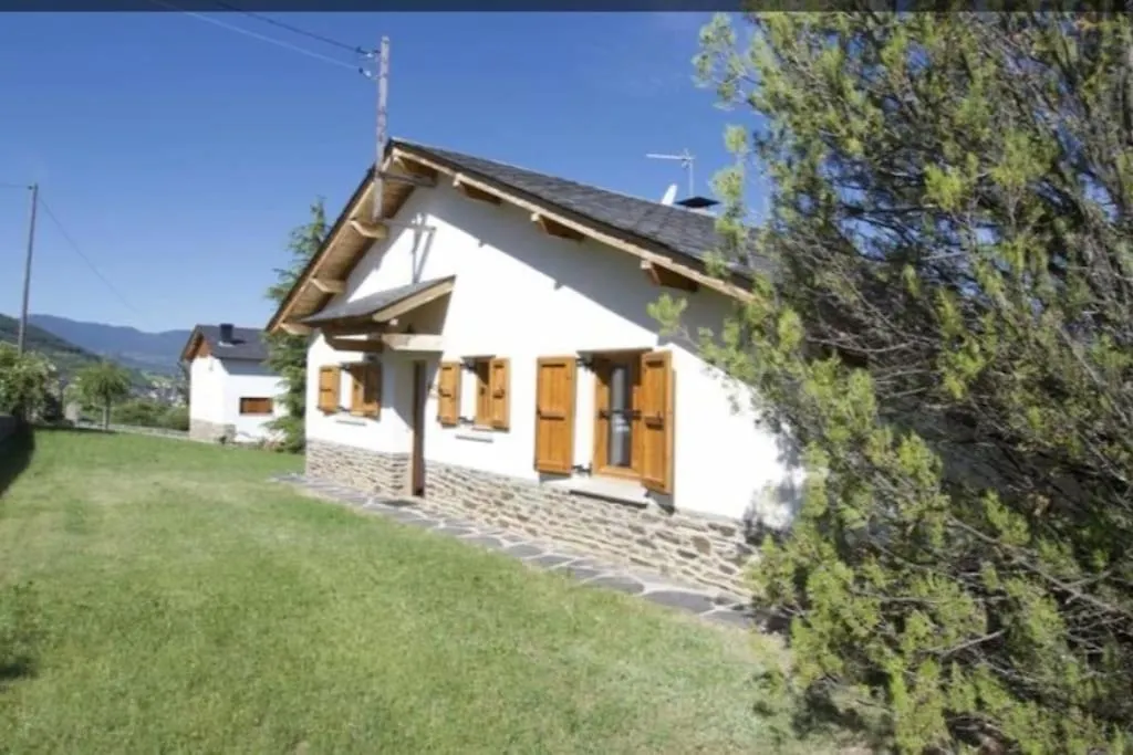 Holiday home Casa L'Avet. El Vilar D'Urtx Escardacs